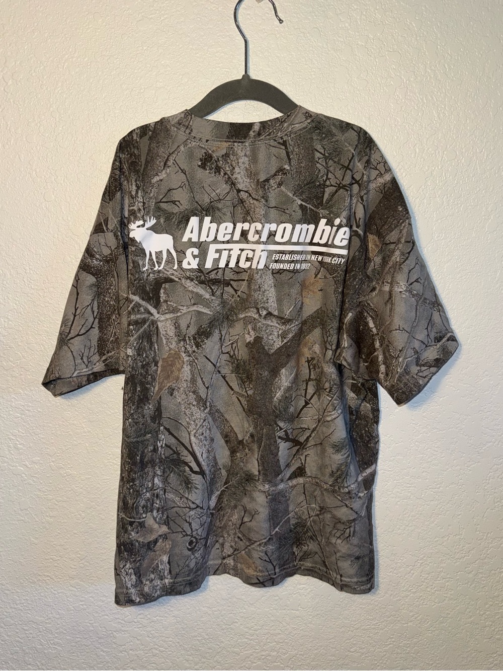 Abercrombie Kids Relaxed Fit Camo Print Brown Green Crewneck Boxy Tee Size 12
